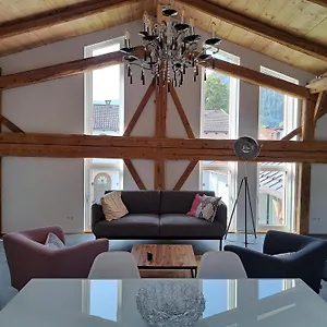 Apartment Neu! Im Lueftlmalereck, Hennalahaus, Oberammergau